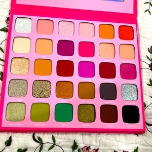 MORPHE X JEFFREE STAR EYESHADOW PALLET
